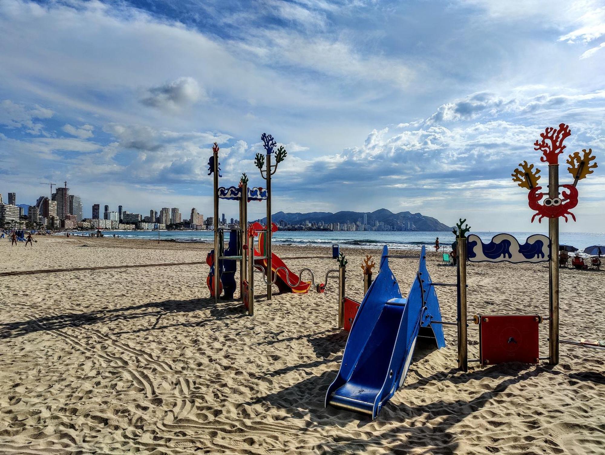 Esmeralda Sea Front Apartment Benidorm Exterior photo